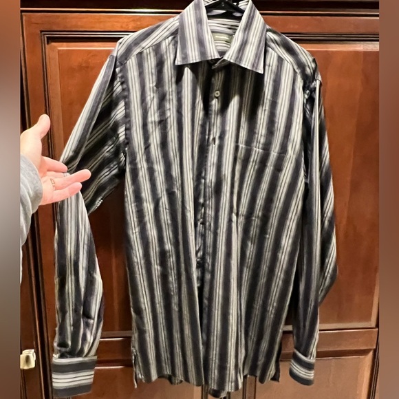 Ermenegildo Zegna Other - Ermenegildo Zegna Dress Shirt Mens Grey/Black Stripes EUC - L